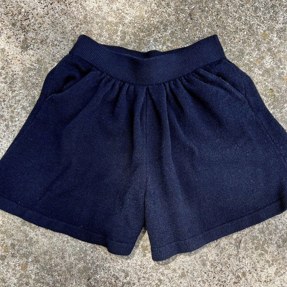 ST. JOHN SEPARATES Black Santana Knit Shorts ~ Size 6 womens Lounge Relax Used
